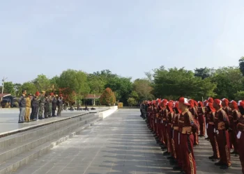 Paskibra OKU Timur Matangkan Latihan Bersama TNI-Polri Jelang HUT RI ke-80