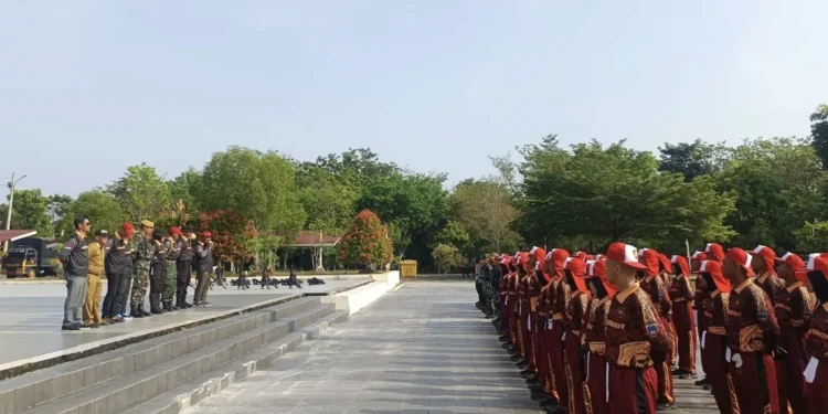 Paskibra OKU Timur Matangkan Latihan Bersama TNI-Polri Jelang HUT RI ke-80