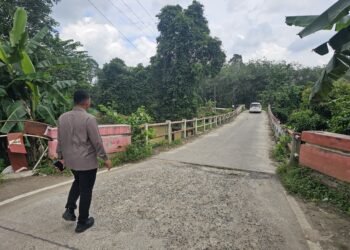 Dwi Seva Anggota DPRD Soroti  Kerusakan Jalan Penghubung Antar Desa