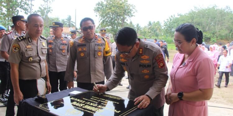 Usai Diresmikan Kapolres OKU Timur  SPPG Siap Barikan 1985 Penerima Mempaat