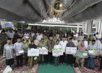 Safari Rhamadhon,Bupati Enos  Salurkan Bantuan Pondok Pesantren