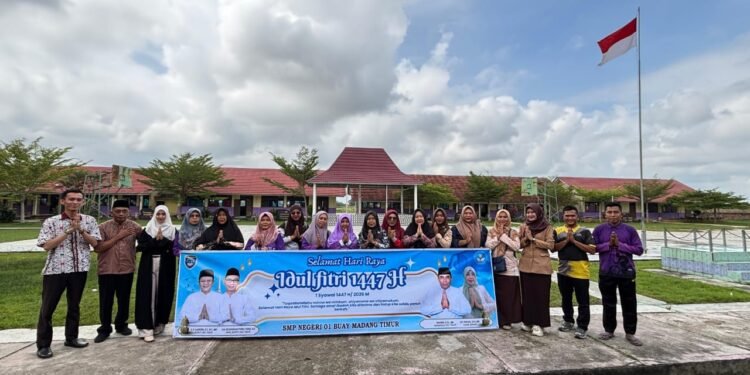 Luar Biasa Disdikbud OKU Timur  Salurkan Program Berbagi,1,3 Miliar Rupiah