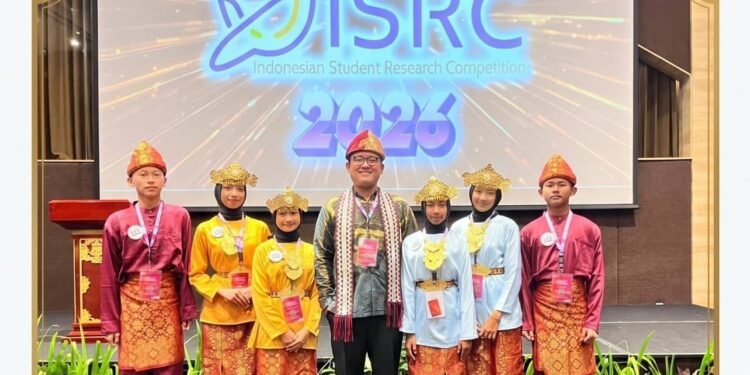SMP Negeri 01 Belitang Madang Raya Juara 2 ISRC 2026 di Dua Kategori