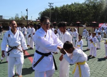 Kapolres OKU Timur AKBP Adik Ajak Karateka Jadi Pelopor Kamtibmas, Perkuat Kedekatan Polri Dengan Masyarakat