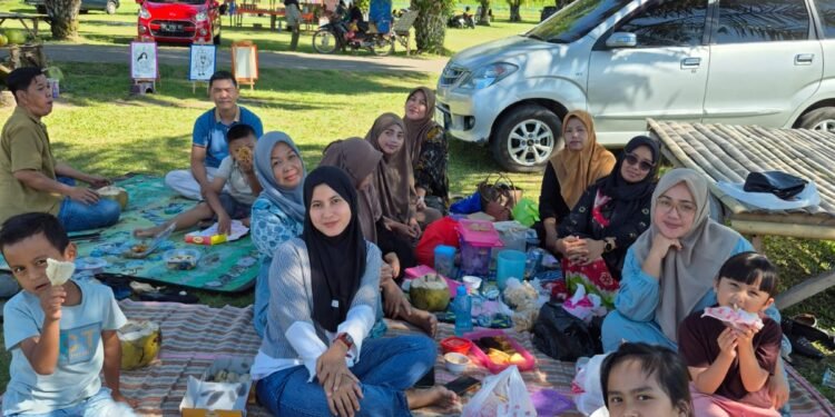 Bendungan Irigasi Perjaya Jadi Destinasi Favorit Warga,  Dongkrak Ekonomi UMKM OKU Timur