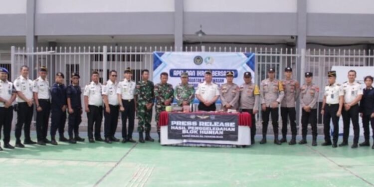 Perang Total Lawan HP Ilegal dan Narkoba, Lapas Tanjung Raja Gandeng Polisi-TNI Gelar Razia Besar