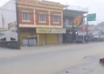 Warga Keluhkan Banjir di Jalan Merdeka Cidawang, Jantung Kota Martapura