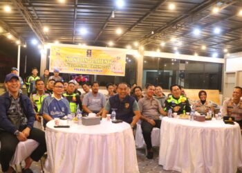 “Perkuat Sinergi, Polres OKU Timur dan Masyarakat Nobar Piala Dunia 2026”