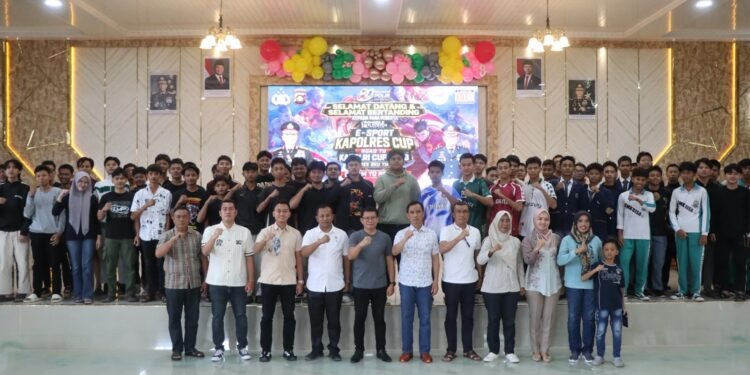 60 Tim Mobile Legends Ramaikan HUT Bhayangkara ke-80 di Polres OKU Timur