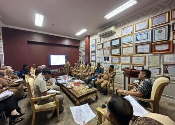 Bupati Enos Bergerak Cepat Kawal Penyelesaian Tapal Batas OKU Timur–OKI
