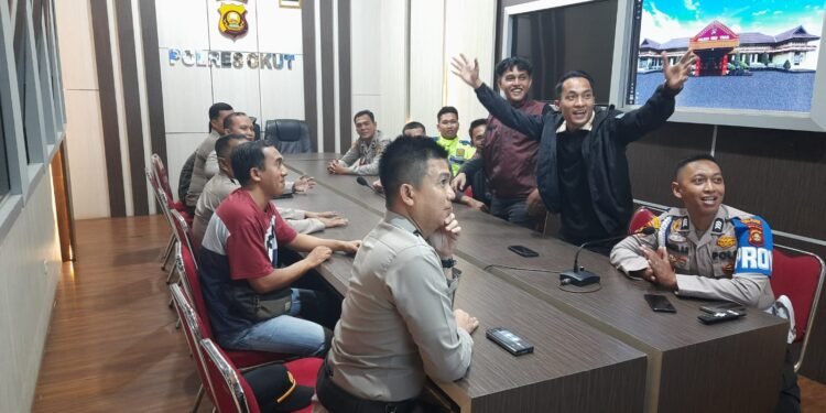 Penuh Semangat Anggota Dan Masyrakat Seru – Seruan Nobar Piala Dunia