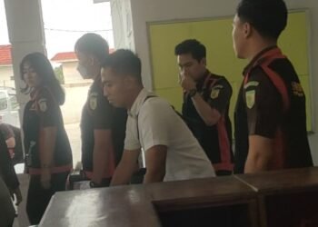 Kejari OKU Timur Geledah KPU, 243 Barang Diamankan, Dugaan Penggelapan Dana Pilkada Rp39,8 M, Menghebohkan