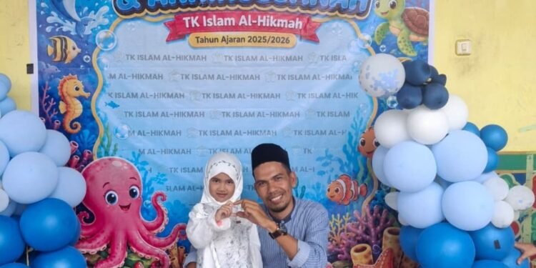 “TK Al-Hikmah Heboh! Pentas Seni Bikin Anak Bahagia, Orang Tua Ikut Terharu”