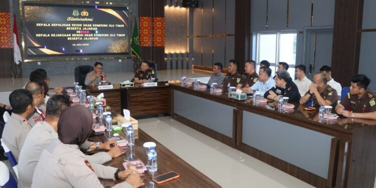 Perkuat Sinergitas Penegakan Hukum,Kapolres OKU Timur Sambangi Kejaksaan Negeri Martapura