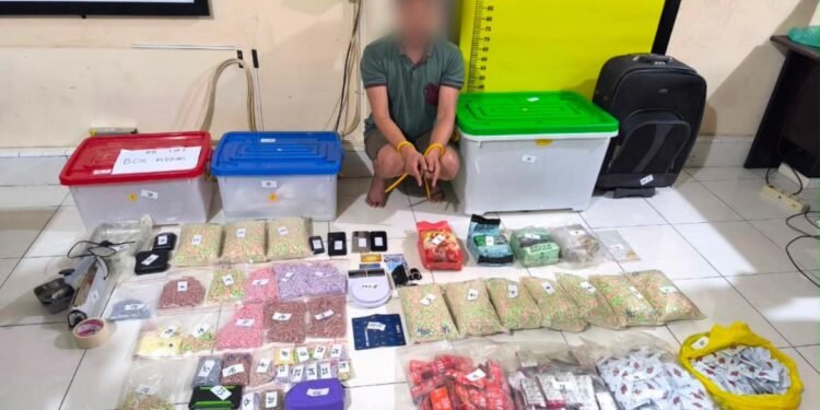 Polda Riau Bongkar Gudang Narkoba, Perang Belum Usai, Bandar Kini Diburu